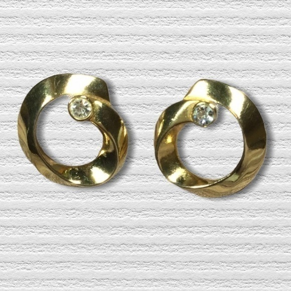 Old Money clean girl aesthetic Gold round front hoop rhinestone earrings - Picture 1 of 2